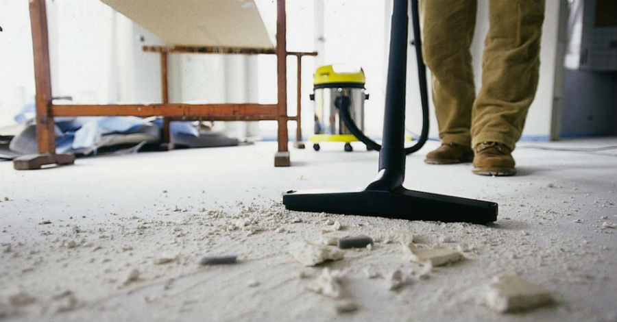 Airbnb vs property manager