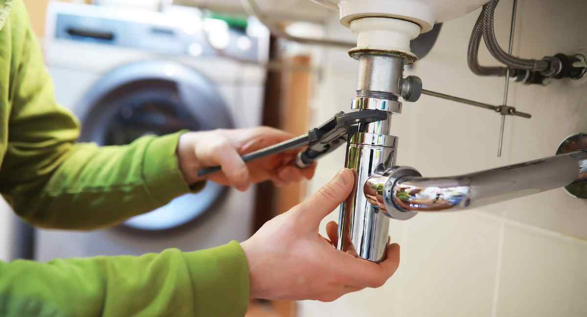 energy-efficient plumbing systems new homes