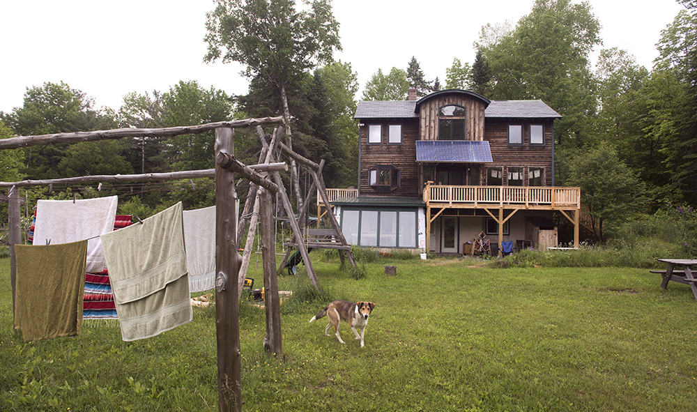 off-grid living with family Off-Grid Living with Family: What to Expect